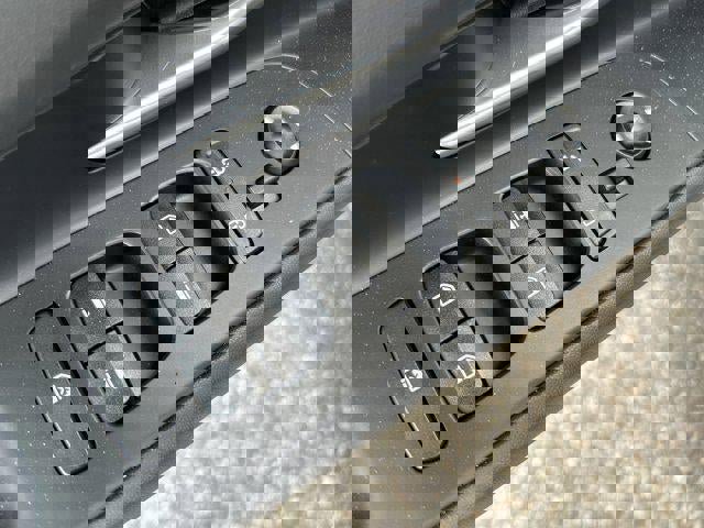 New 2026 Hyundai Elantra SE image 46