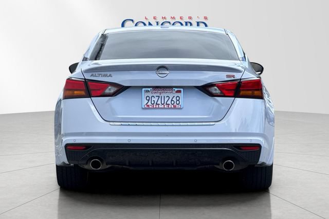 Used 2023 Nissan Altima 2.5 SR w/ SR Premium Package FWD image 5
