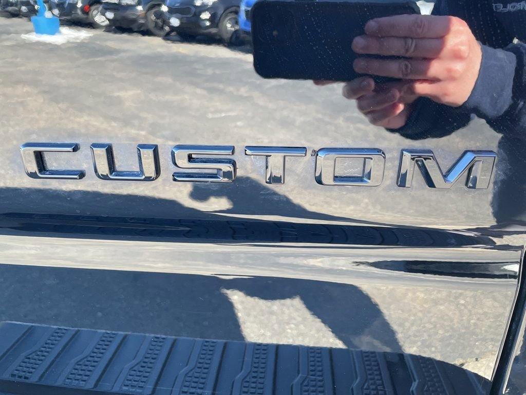 Used 2026 Chevrolet Silverado 1500 Custom w/ Rally Edition image 8