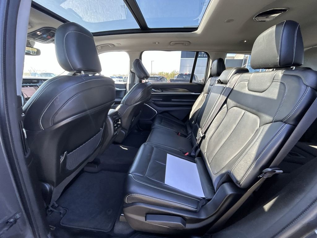 Used 2021 Jeep Grand Cherokee L Limited image 29