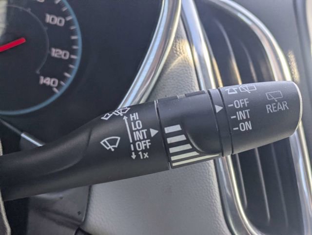 Used 2020 Chevrolet Equinox LS image 26