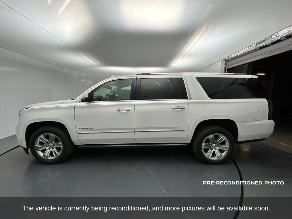 Used 2020 GMC Yukon XL Denali w/ Open Road Package image 2