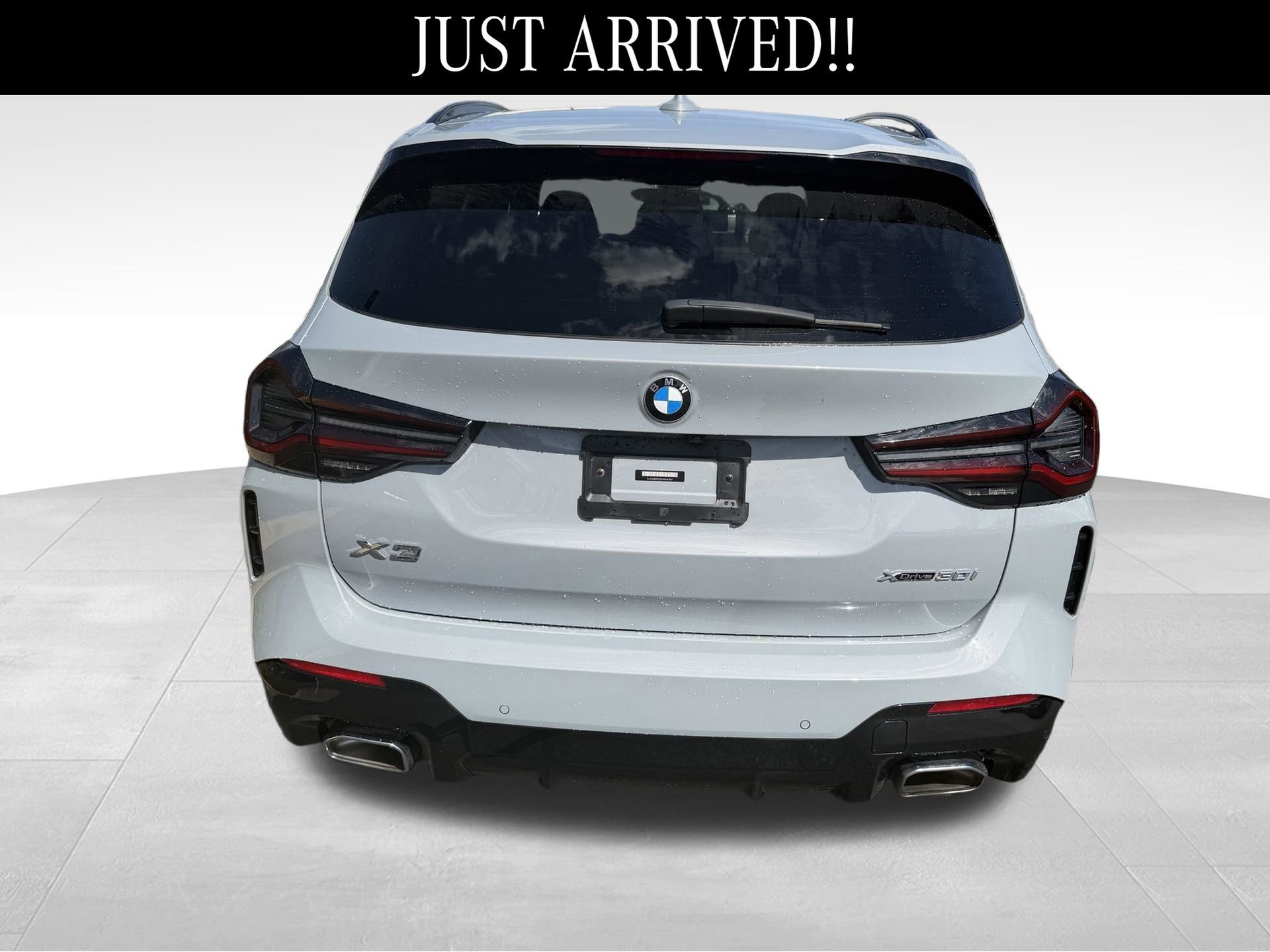 Used 2022 BMW X3 xDrive30i w/ M Sport Package 2 image 4