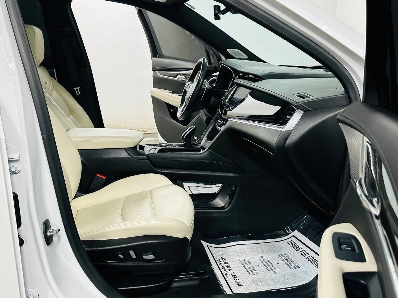 Used 2021 Cadillac XT6 Sport image 8