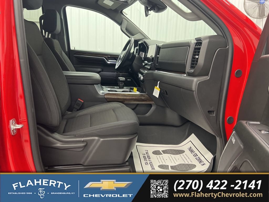 Used 2025 GMC Sierra 1500 Elevation w/ Preferred Package AWD/4WD image 15