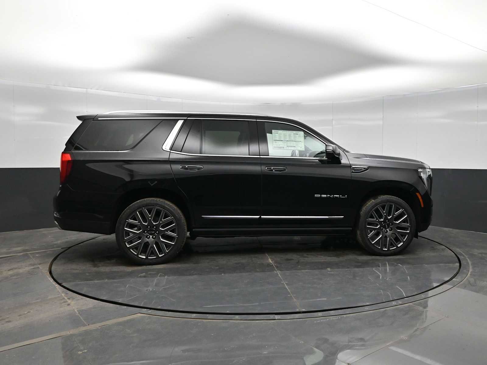 New 2026 GMC Yukon Denali Ultimate image 9