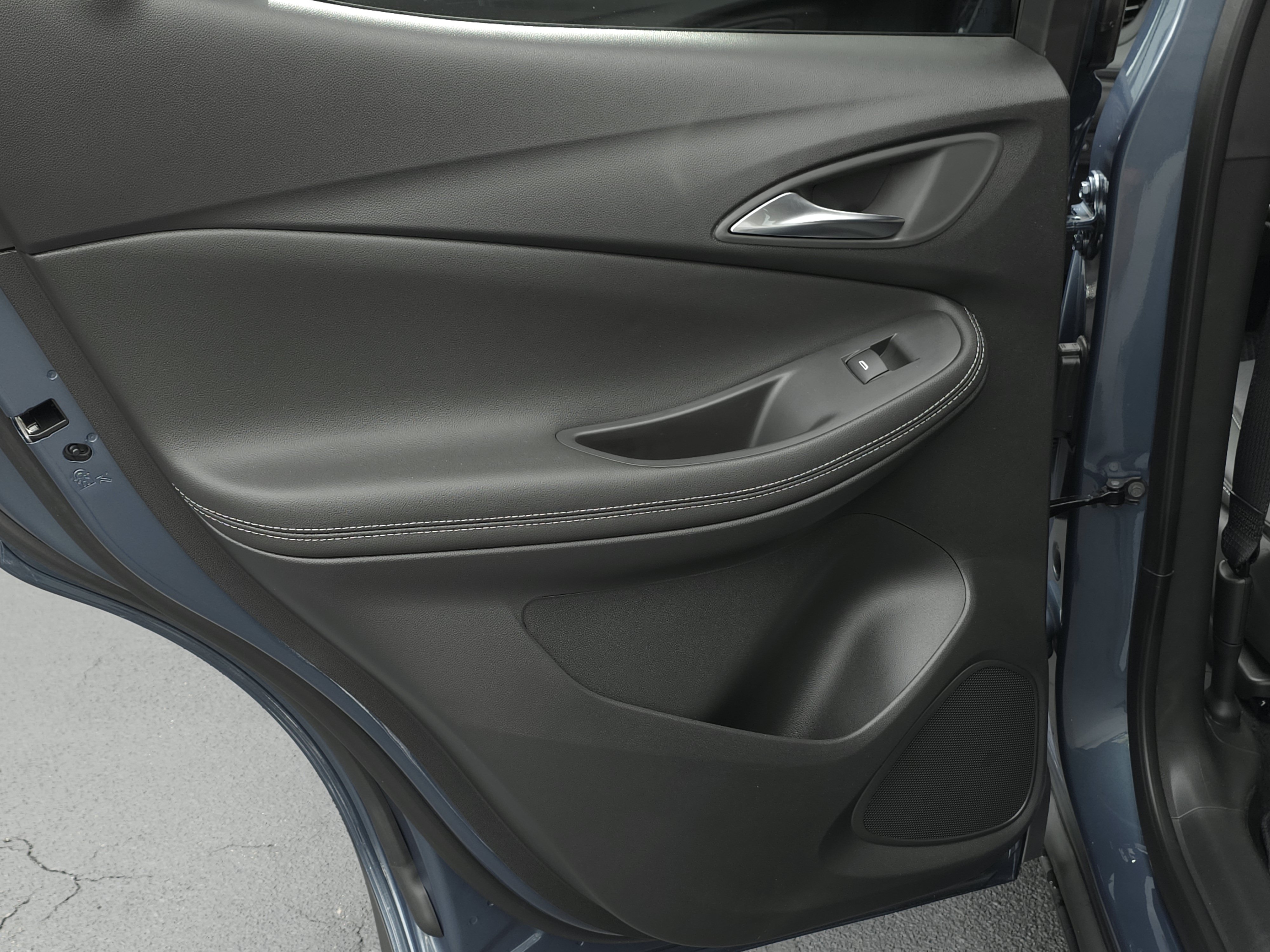 New 2026 Buick Encore GX Preferred w/ Comfort Package FWD image 27