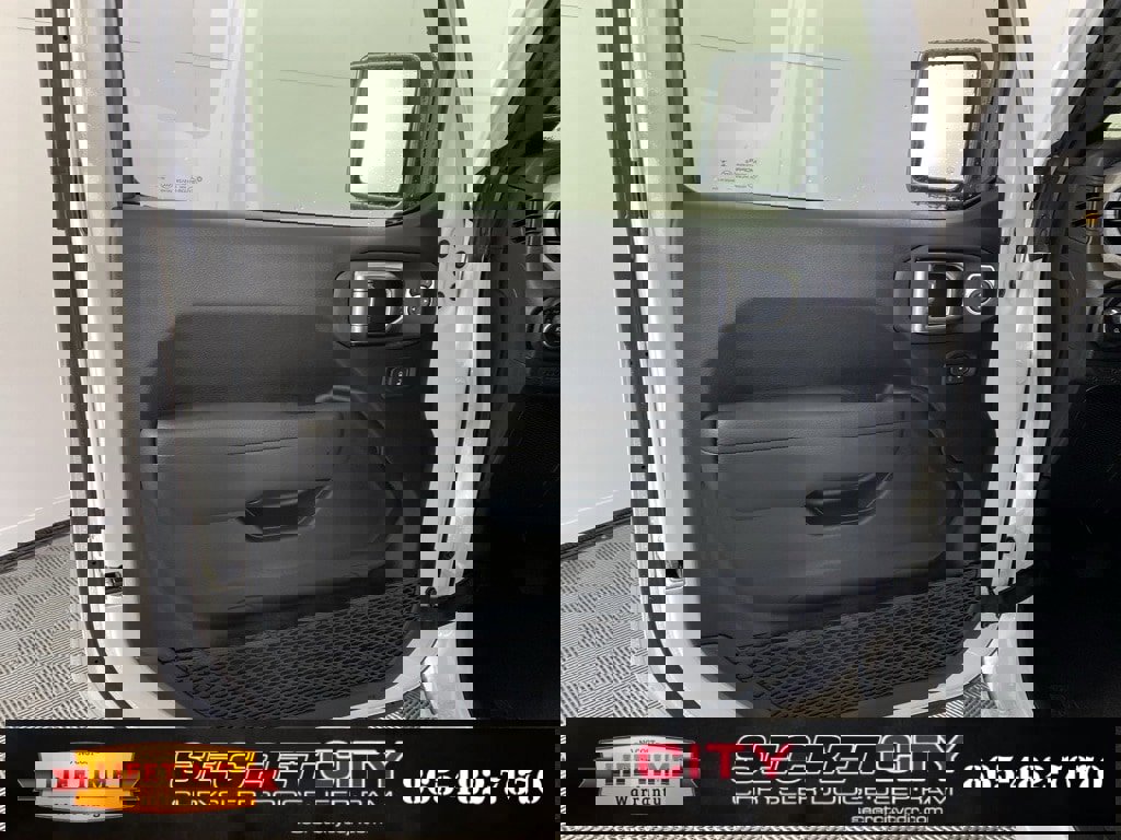 New 2025 Jeep Gladiator Sport image 12