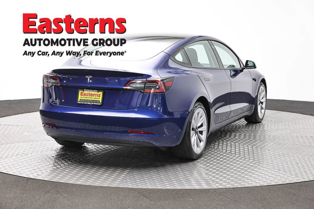 Used 2023 Tesla Model 3 Standard Range RWD image 5