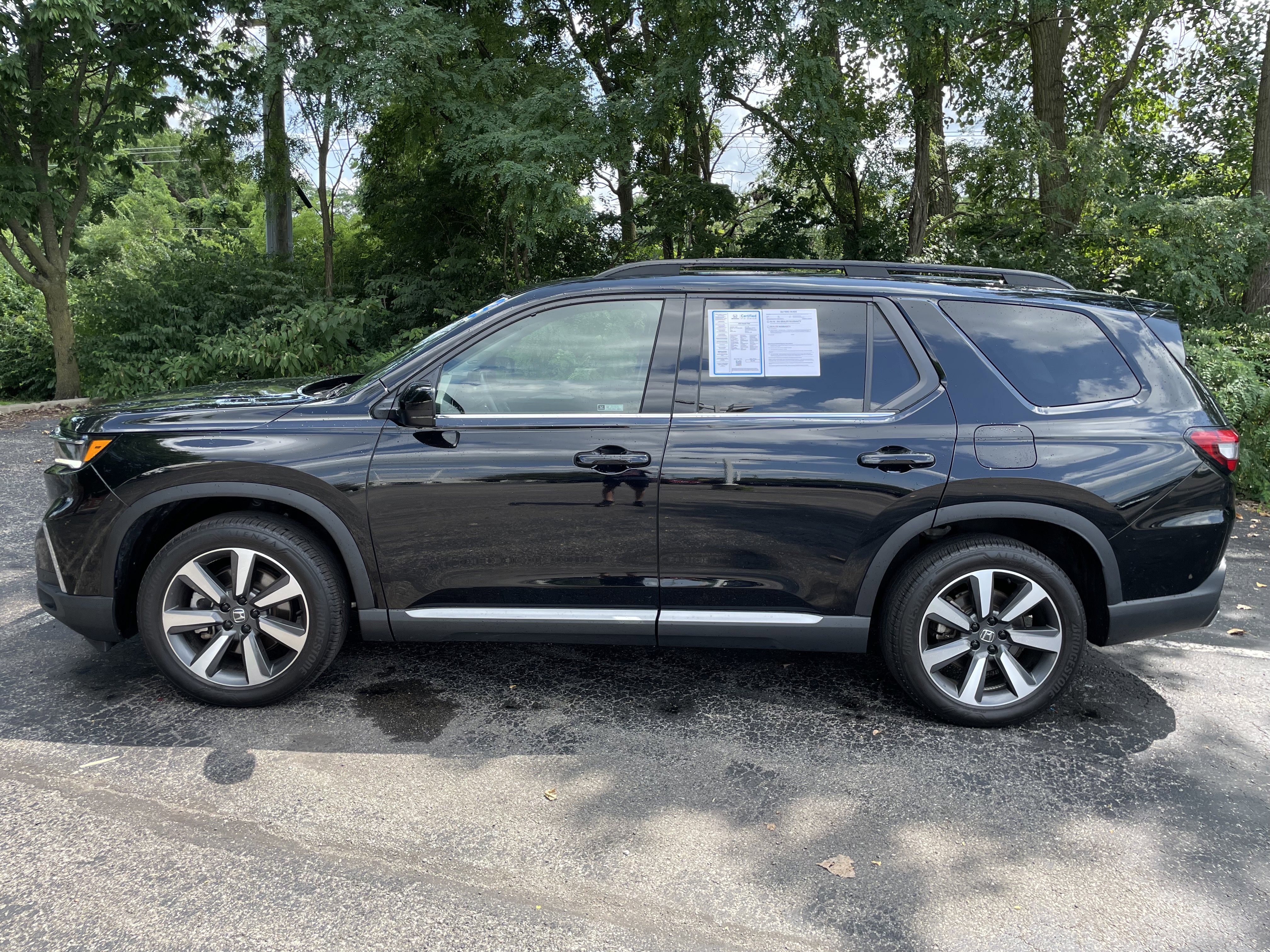Certified 2023 Honda Pilot Elite image 6