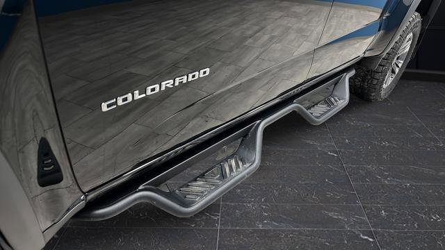 Used 2021 Chevrolet Colorado Z71 AWD/4WD image 32