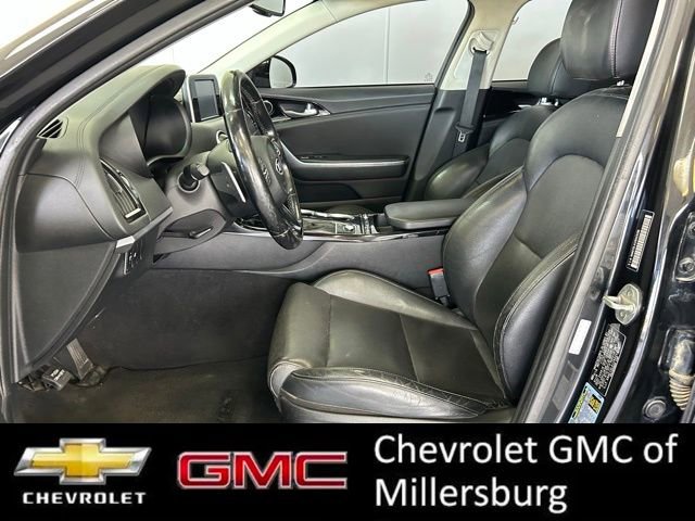Used 2018 Kia Stinger AWD/4WD image 14