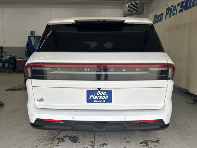New 2026 Lincoln Navigator L Reserve image 5