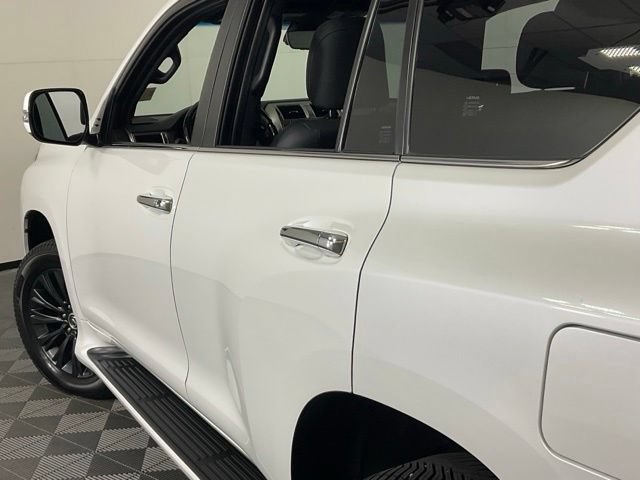 Used 2021 Lexus GX 460 Premium w/ Accessory Package AWD/4WD image 35