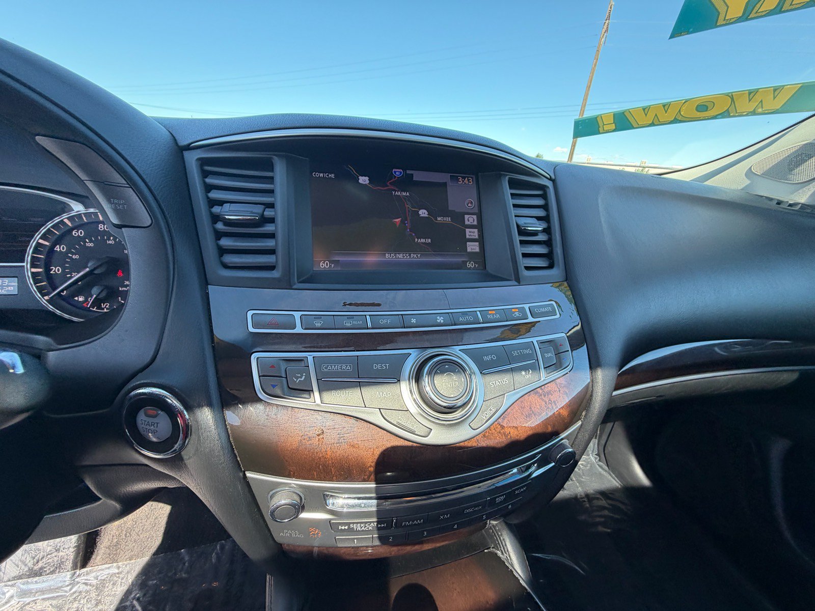 Used 2013 INFINITI JX35 AWD w/ Premium Pkg image 10
