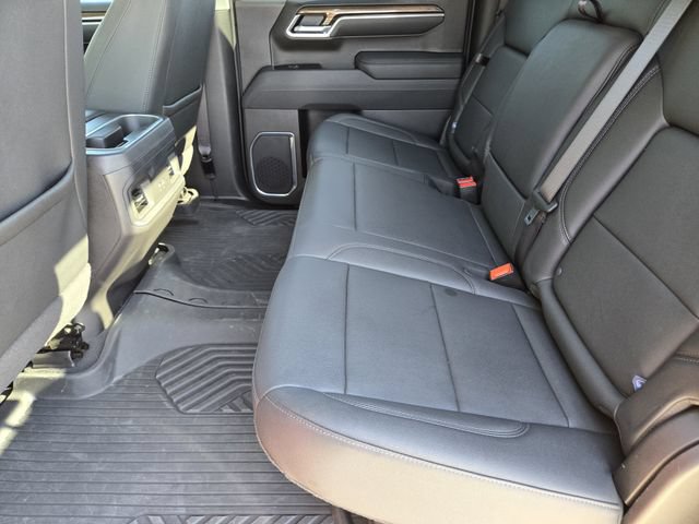 Used 2025 Chevrolet Silverado 1500 LT Trail Boss w/ LT Trail Boss Premium Package AWD/4WD image 29