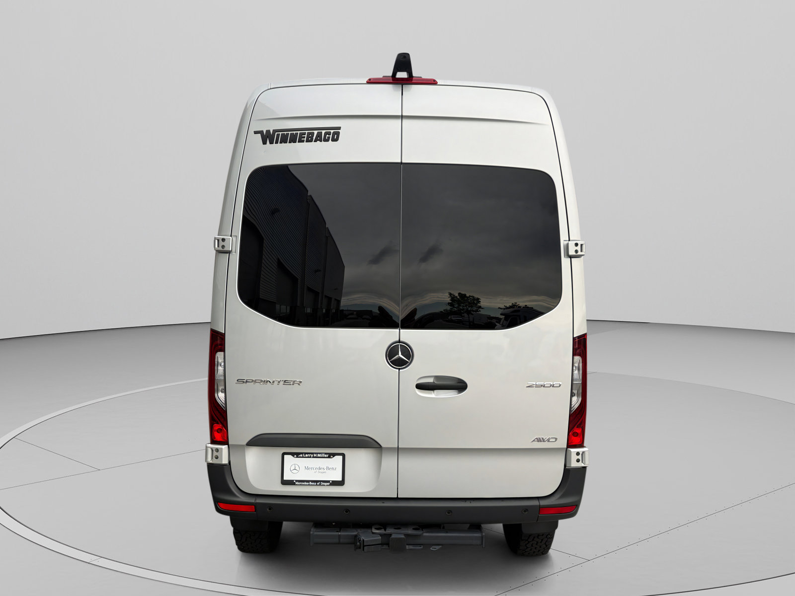 Used 2024 Mercedes-Benz Sprinter 144 Cargo image 4