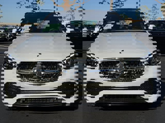 Used 2024 Mercedes-Benz C 300 Sedan image 3