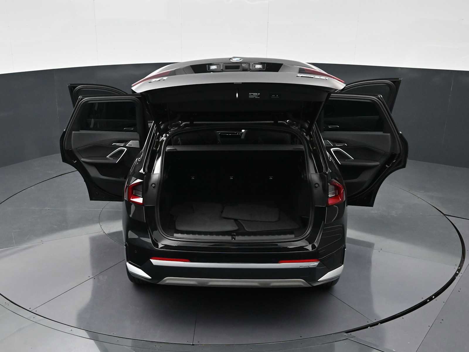 Used 2025 BMW X1 xDrive28i w/ Convenience Package image 33