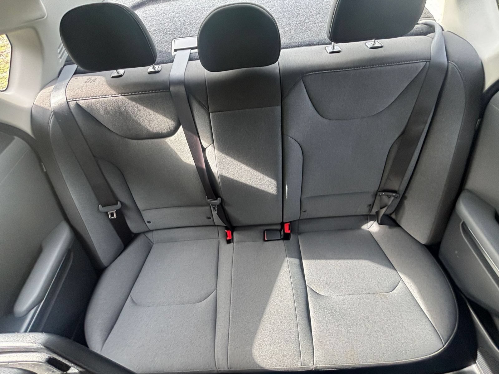 Used 2025 Kia K4 FWD image 37