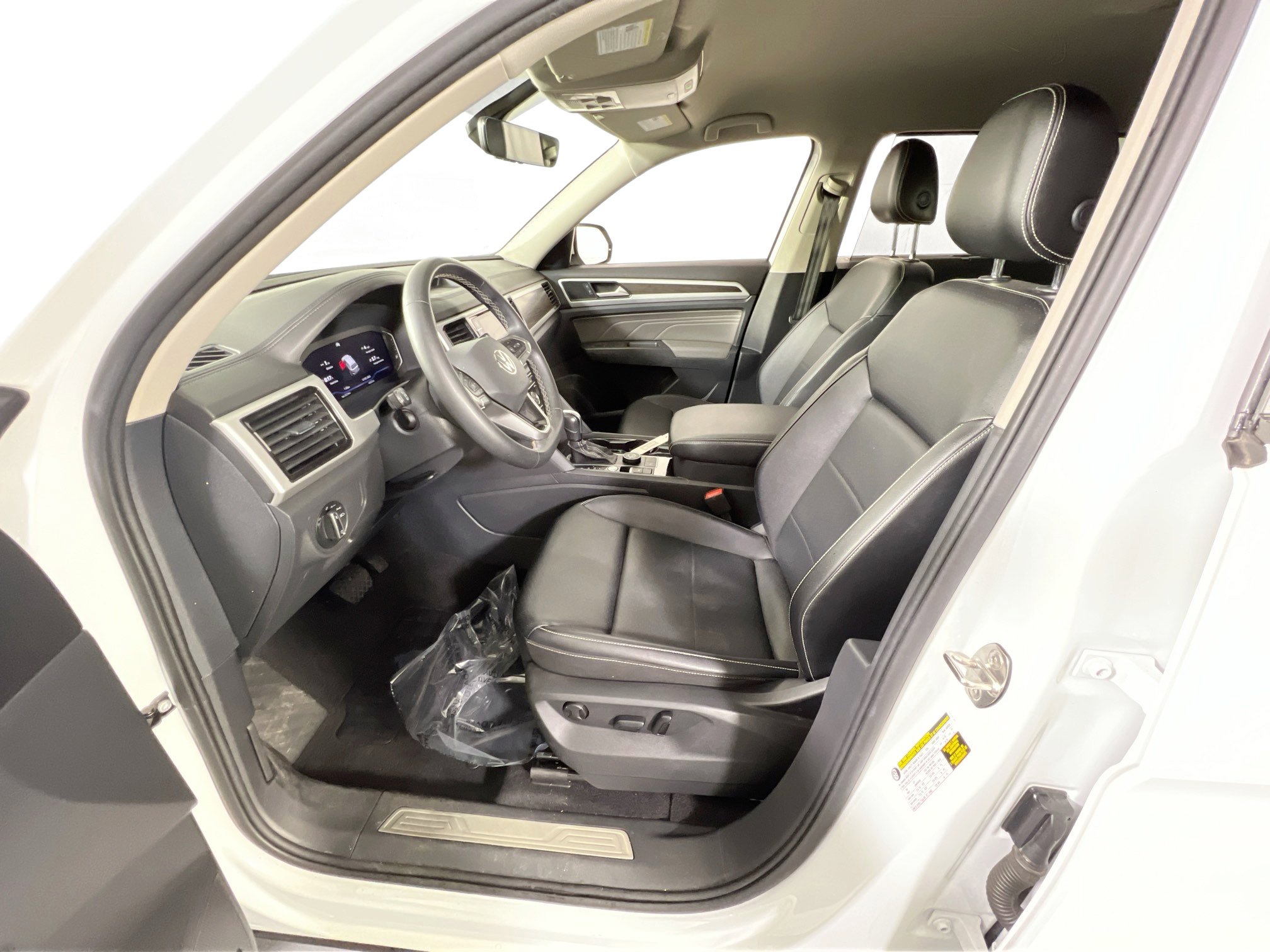 Used 2022 Volkswagen Atlas SE image 20