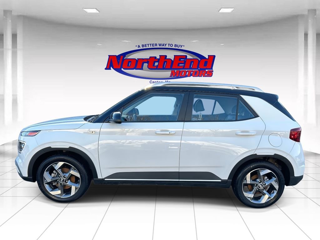 Used 2025 Hyundai Venue Limited image 6