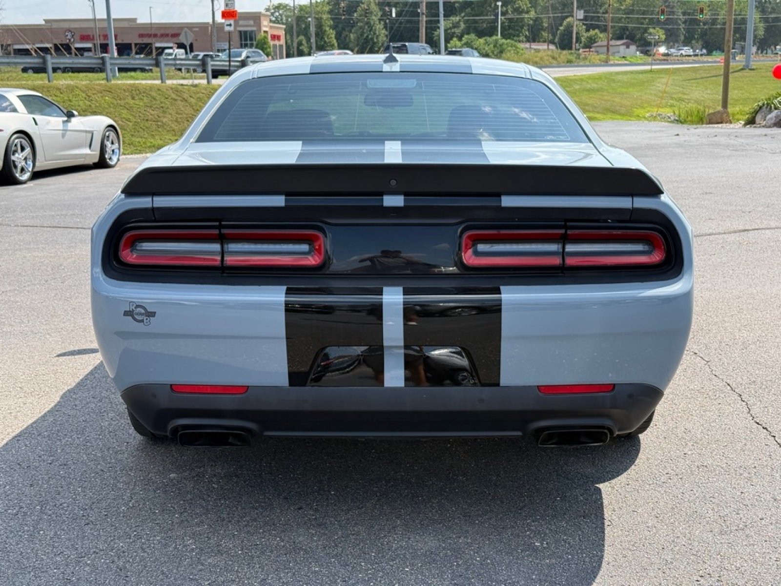 Used 2016 Dodge Challenger SRT Hellcat RWD image 7