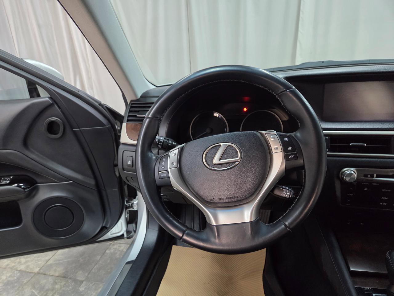 Used 2015 Lexus GS 350 AWD w/ Premium Package image 30
