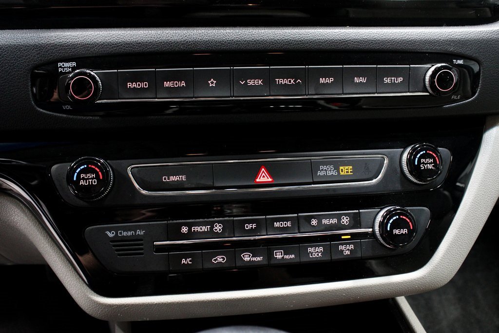 Used 2021 Kia Sedona SX image 37