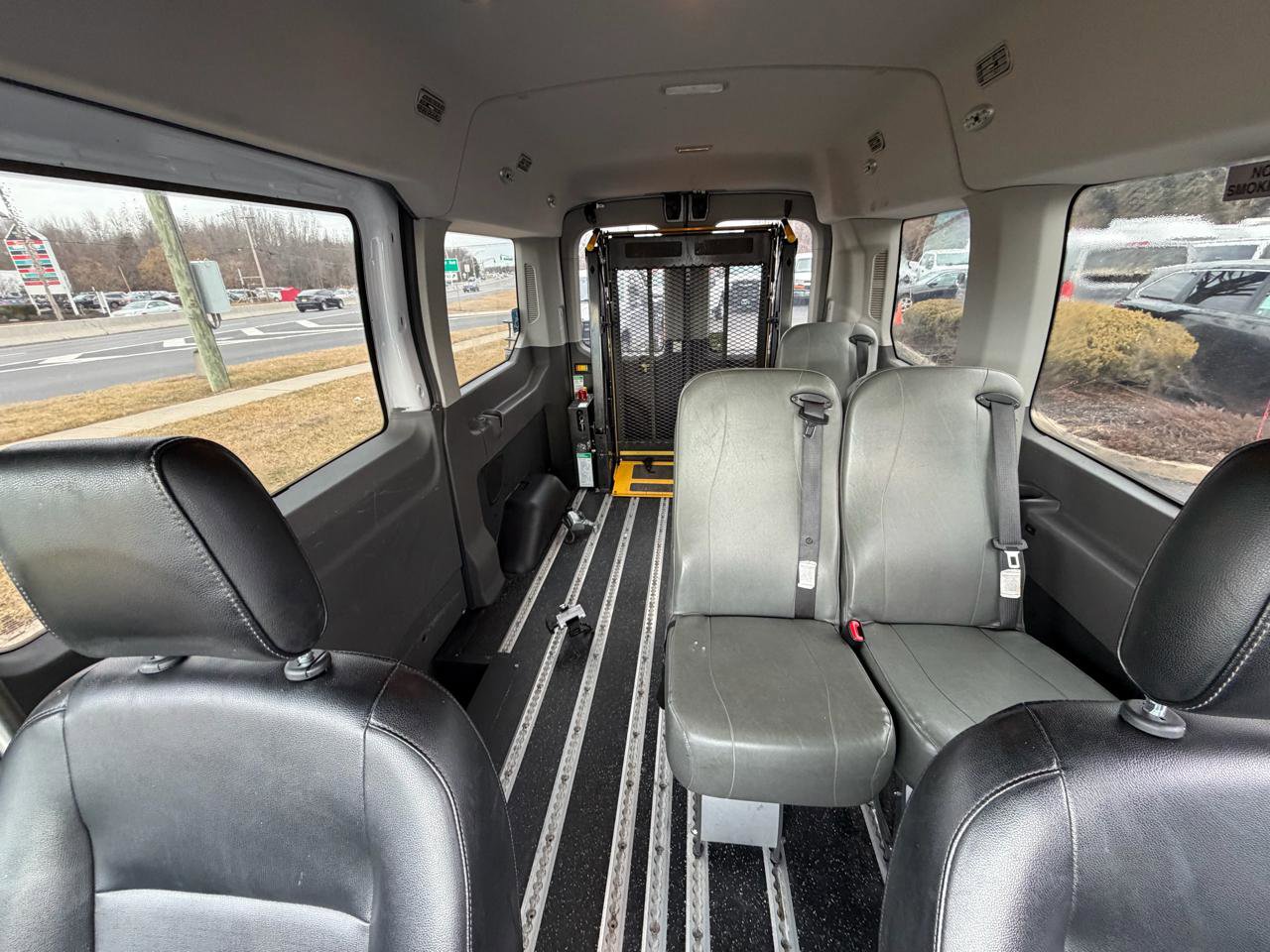 Used 2020 Ford Transit 150 XL RWD image 20