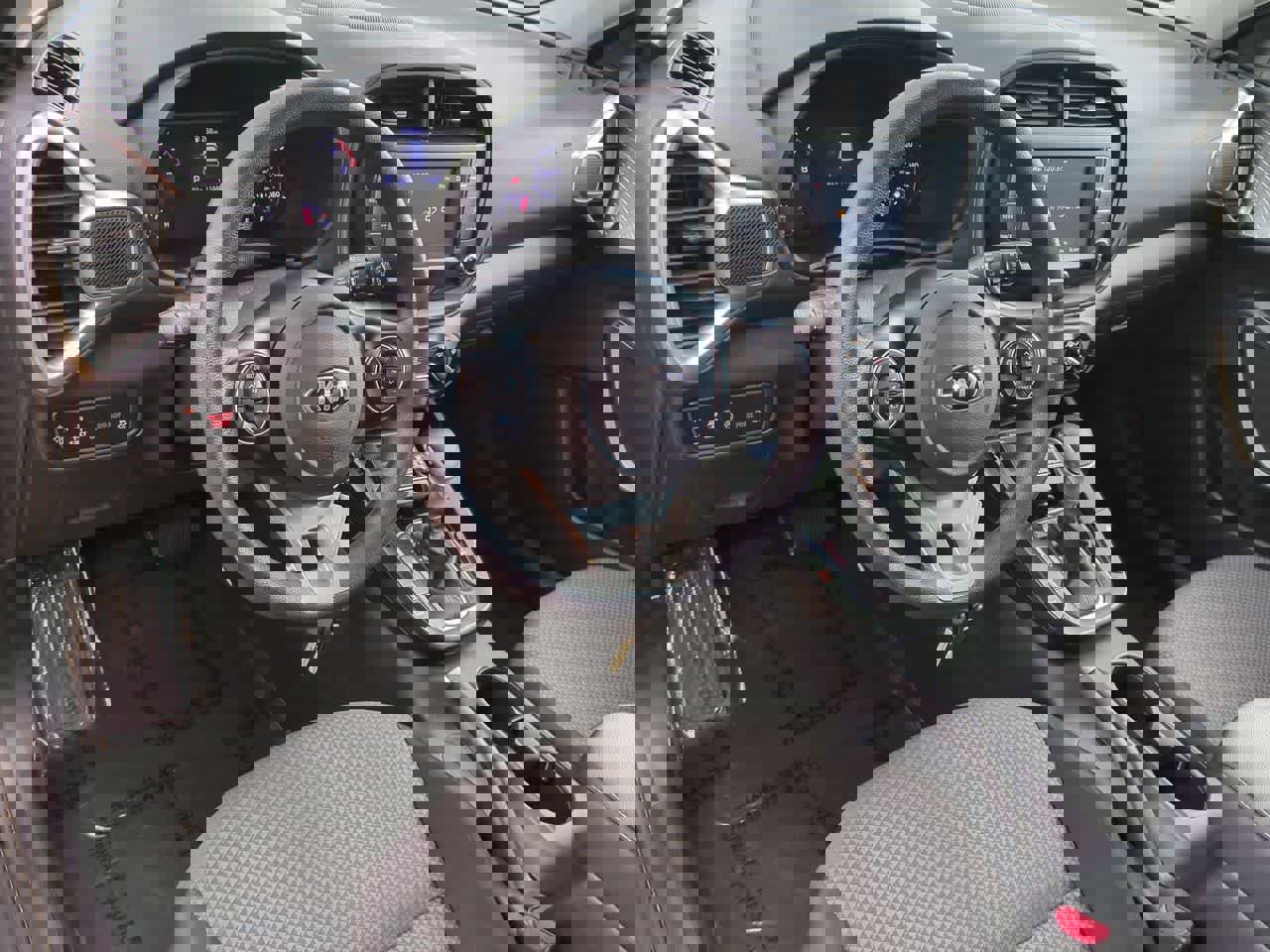 Used 2020 Kia Soul LX image 10