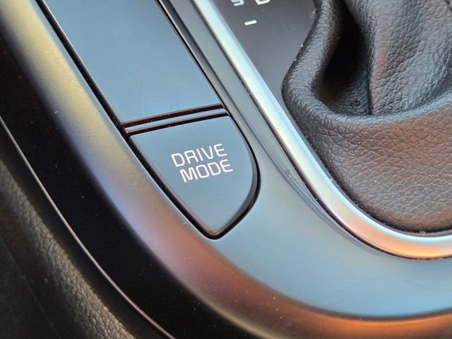 Used 2024 Kia Soul LX w/ Option Group 015 FWD image 32