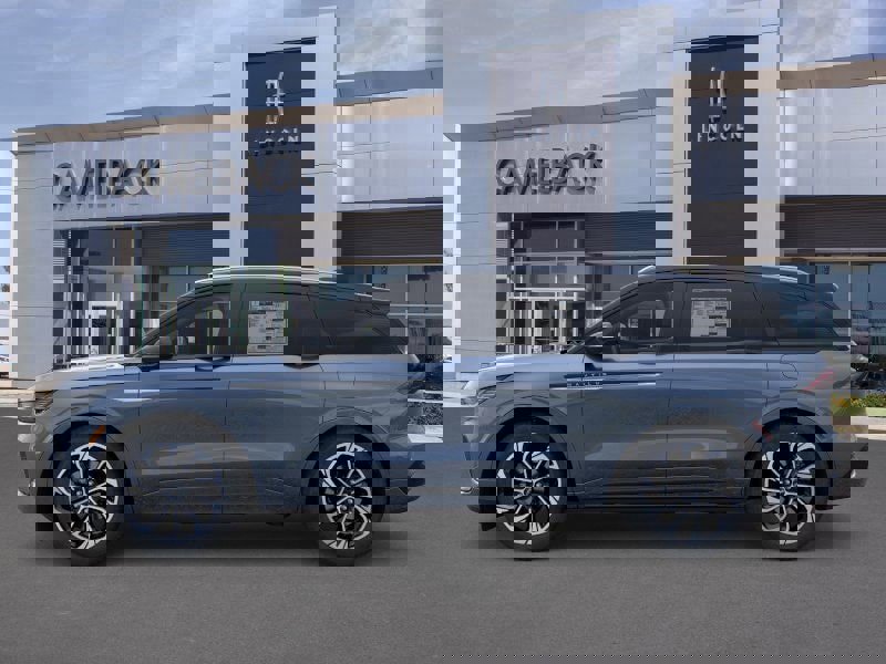 New 2026 Lincoln Nautilus Reserve image 25