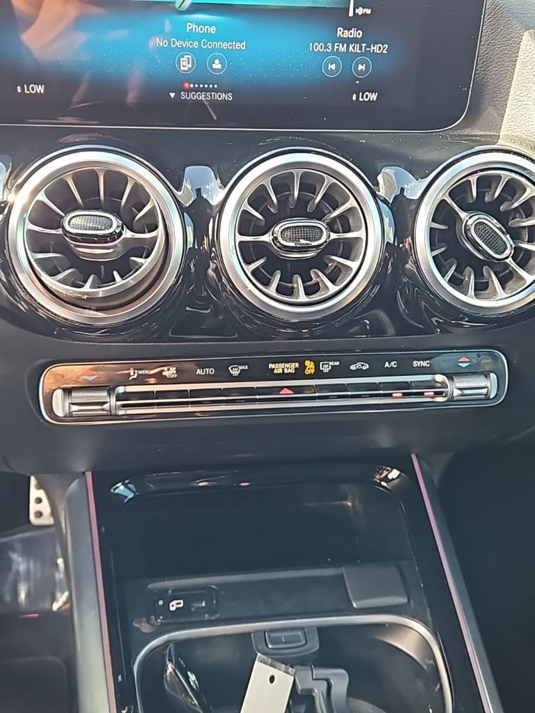 Used 2022 Mercedes-Benz GLA 35 AMG 4MATIC image 18