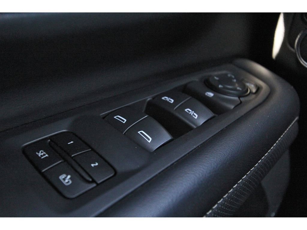 Used 2024 GMC Yukon SLT image 20