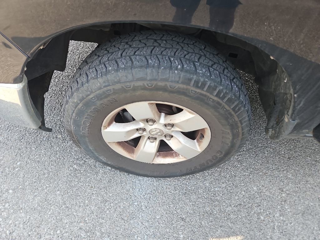 Used 2014 RAM 1500 Classic SLT AWD/4WD image 13