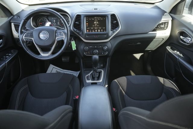 Used 2015 Jeep Cherokee Latitude image 20