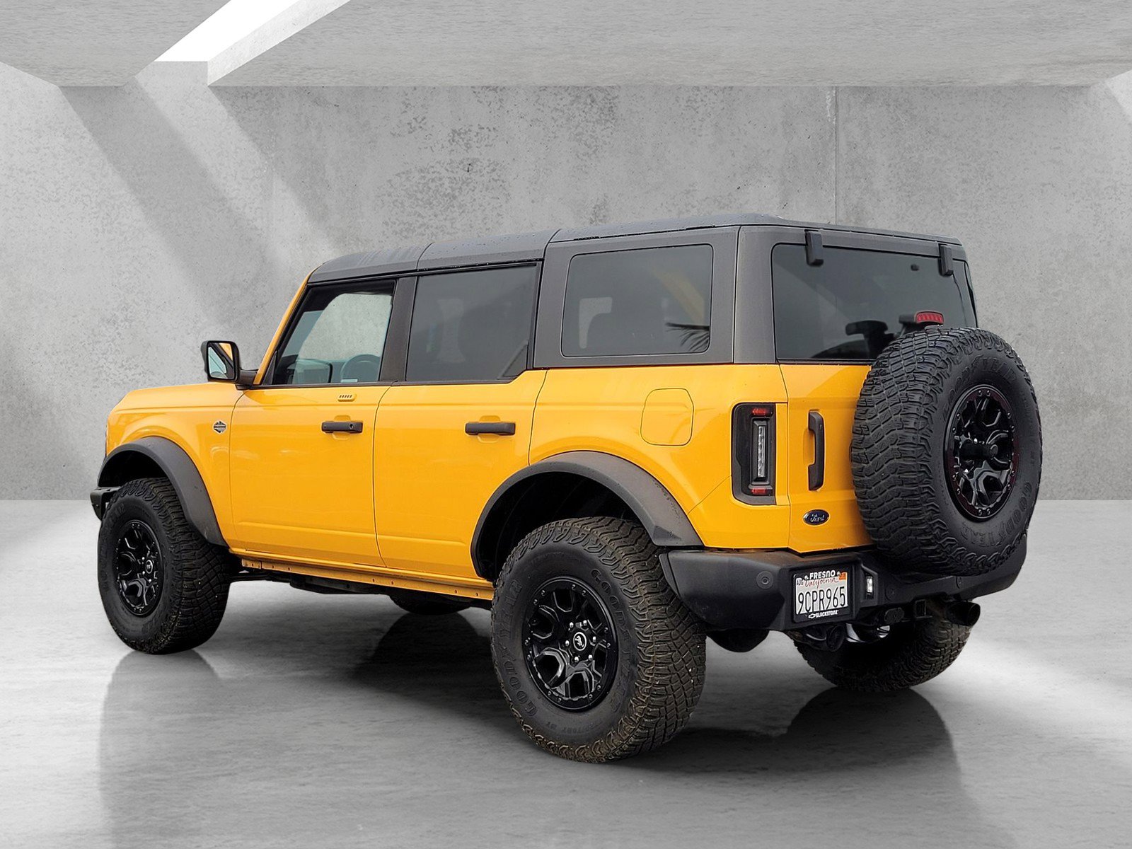 Used 2022 Ford Bronco Wildtrak image 6