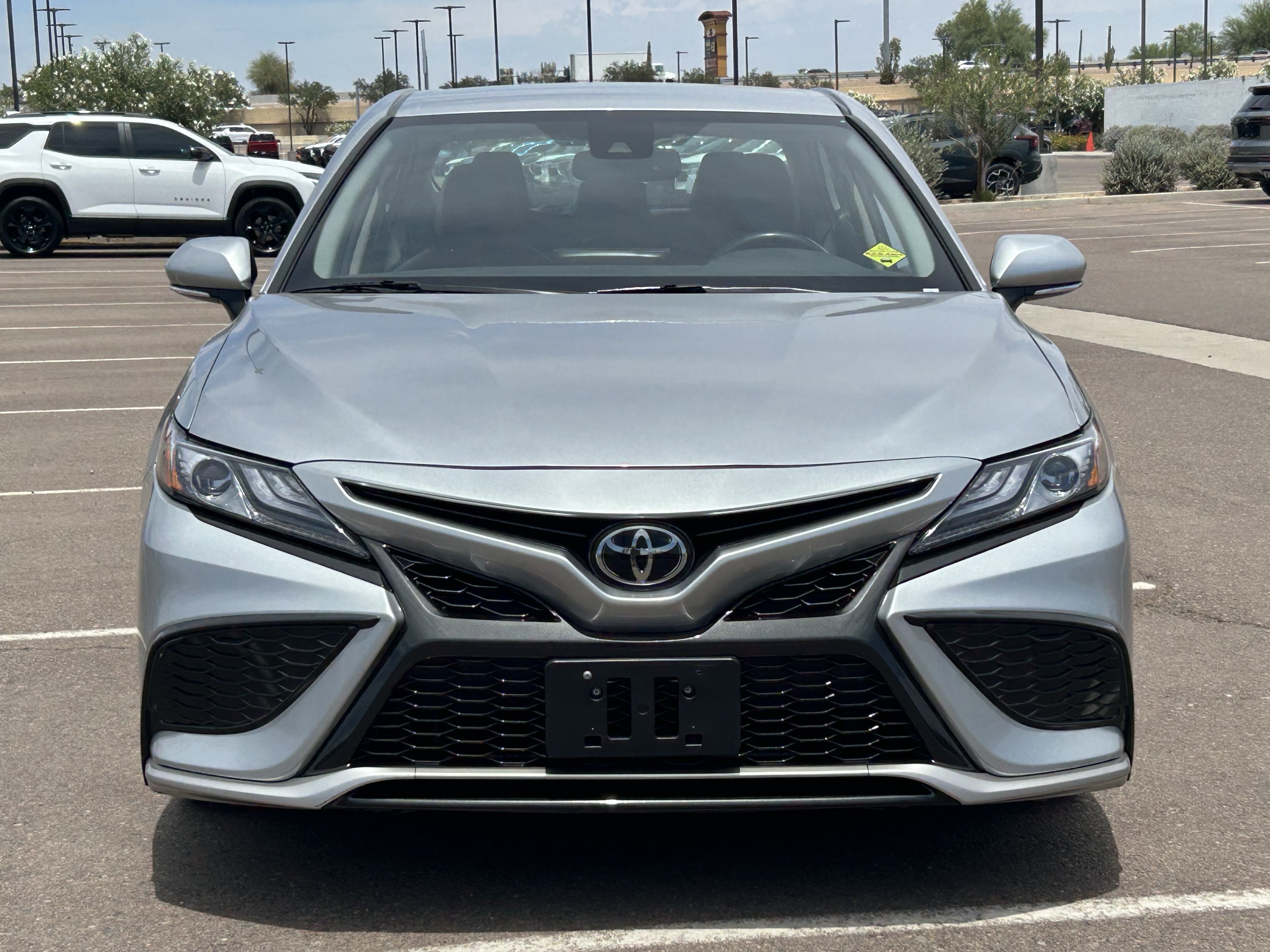 Used 2024 Toyota Camry XSE FWD image 8