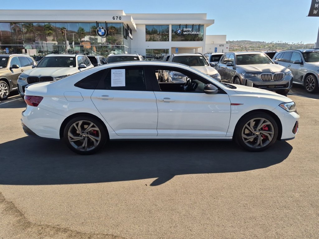 Used 2023 Volkswagen Jetta GLI Autobahn FWD image 3