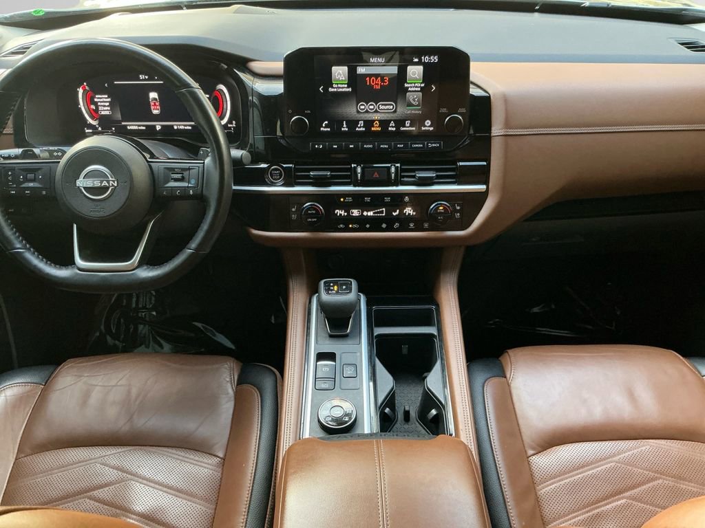 Used 2023 Nissan Pathfinder Platinum image 10