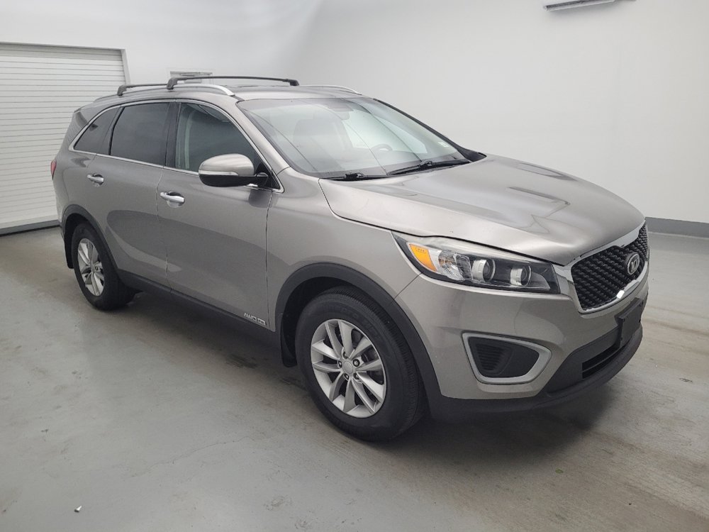 Used 2017 Kia Sorento AWD w/ LX V6 Convenience Package image 11