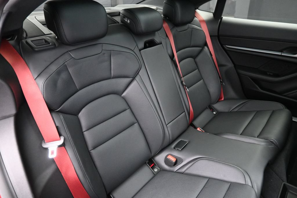 Certified 2025 Porsche Taycan AWD/4WD image 25