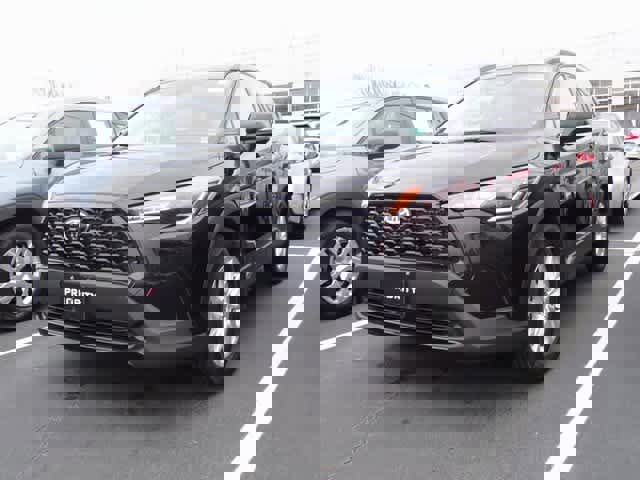 Used 2025 Toyota Corolla Cross LE