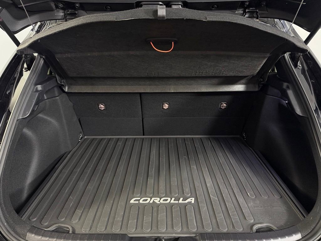 Used 2025 Toyota Corolla XSE image 33