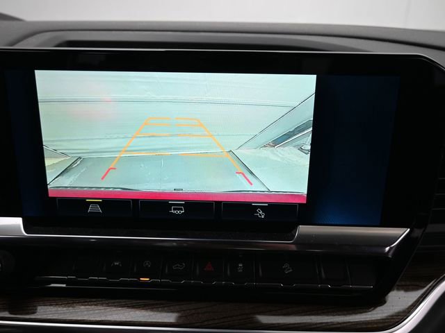 Used 2022 Chevrolet Silverado 1500 LT image 18