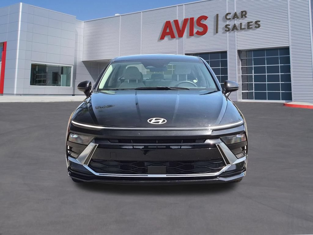Used 2025 Hyundai Sonata SEL FWD image 2