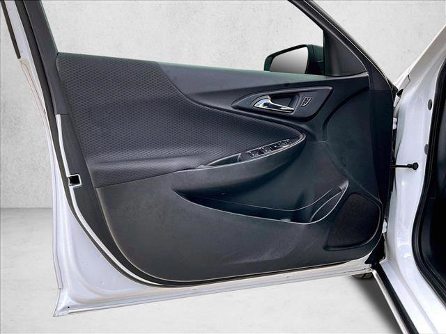 Used 2019 Chevrolet Malibu RS image 18