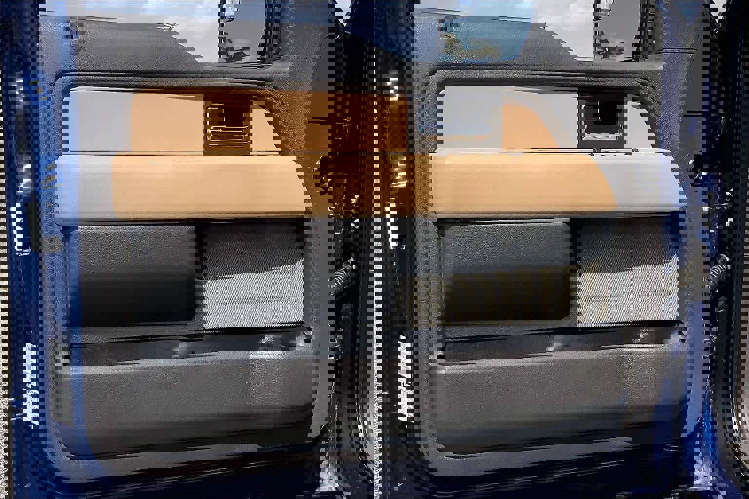 Used 2012 Ford F150 XLT w/ XLT Convenience Pkg image 21