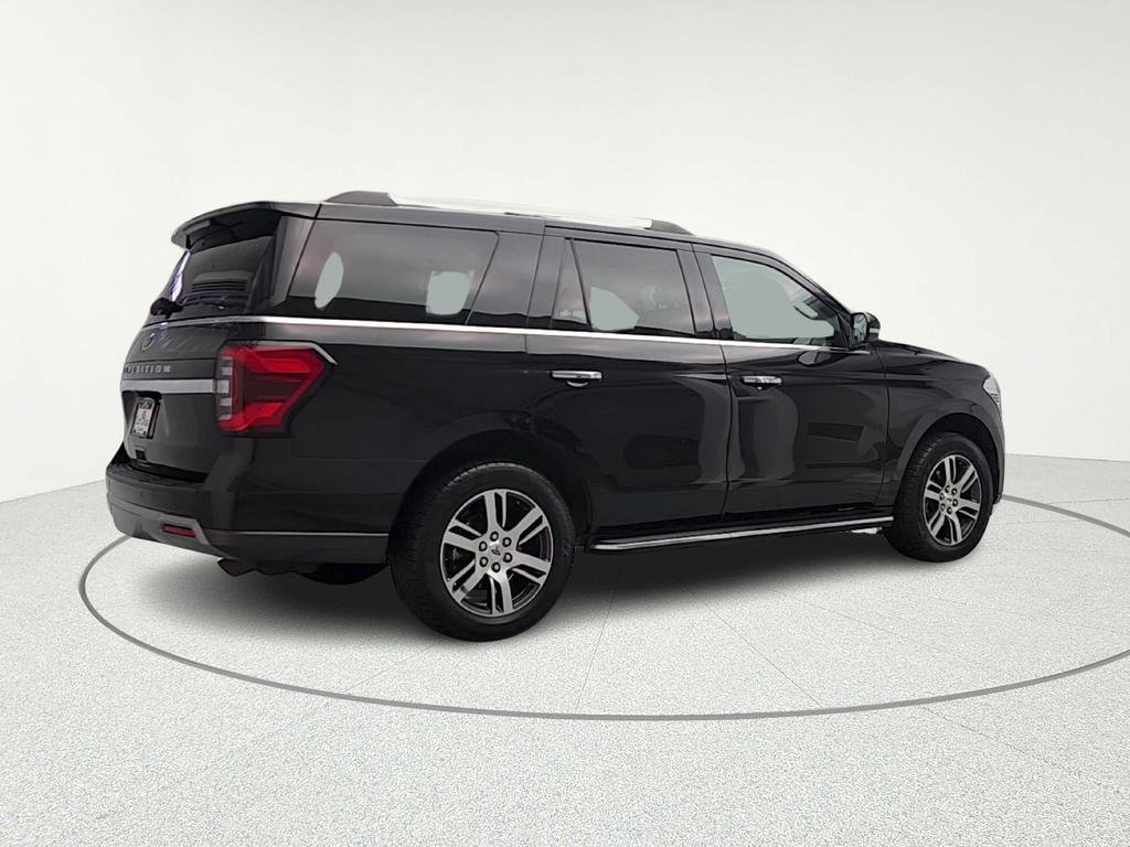 Used 2023 Ford Expedition Limited image 9